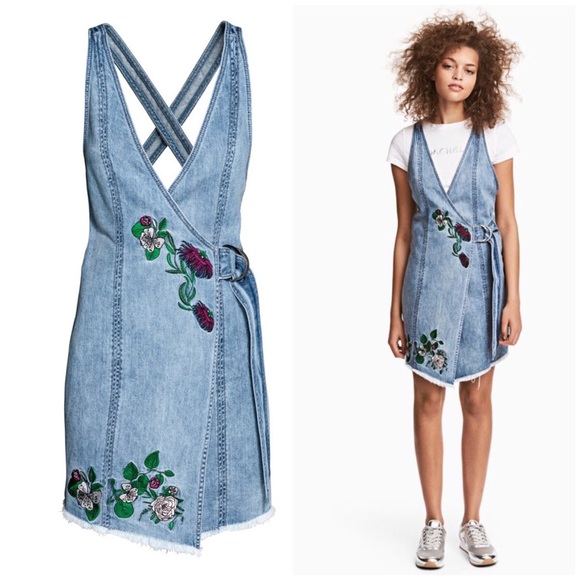 Coachella Denim Dress - Picture 2 of 4